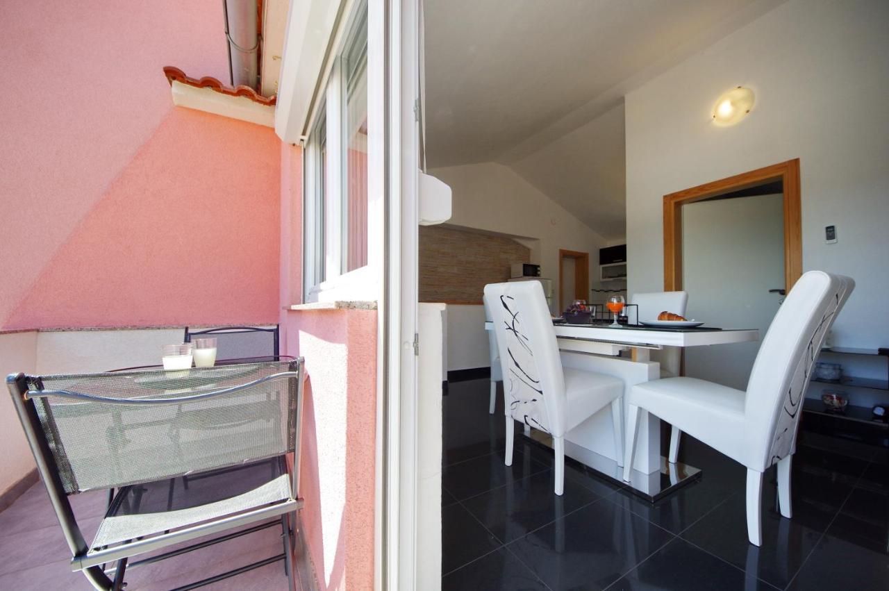 Emili Apartment