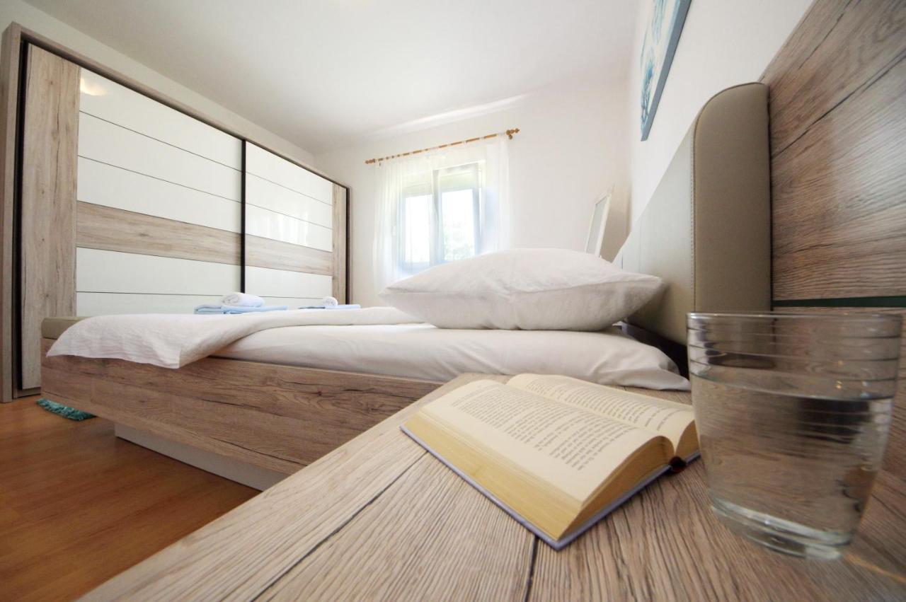 Apartment Emili Sukosan
