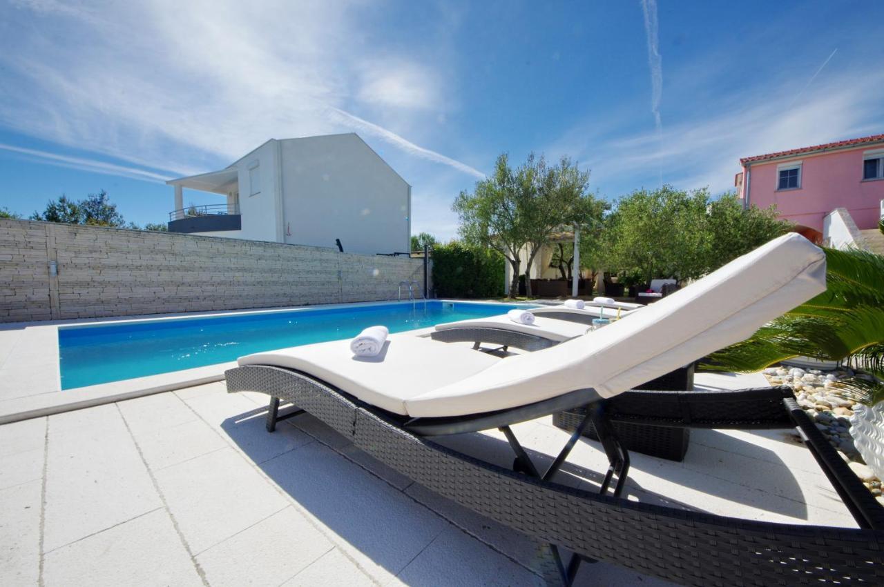 Apartment Emili *