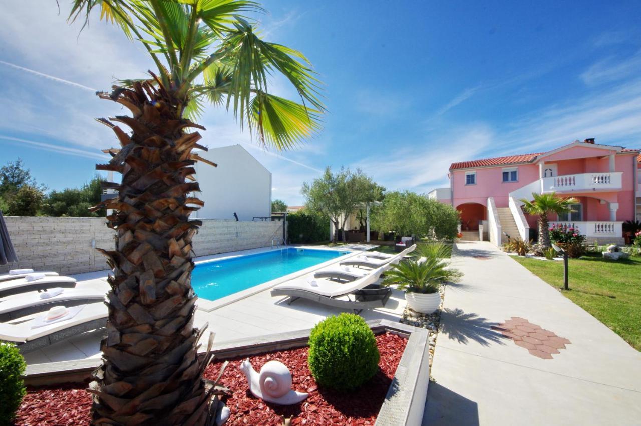 Apartment Emili *