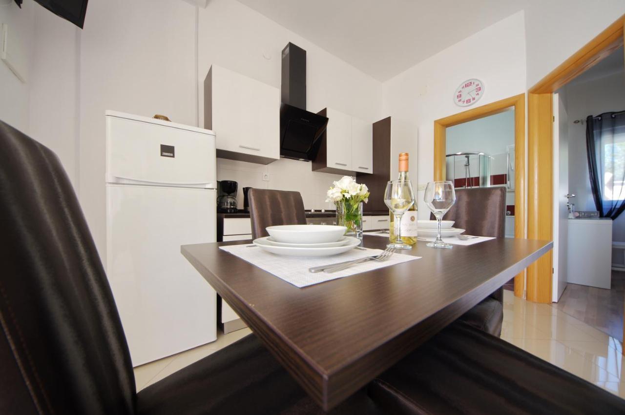 Apartment Emili Sukosan