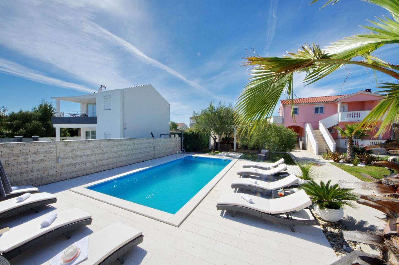 Apartment Emili *